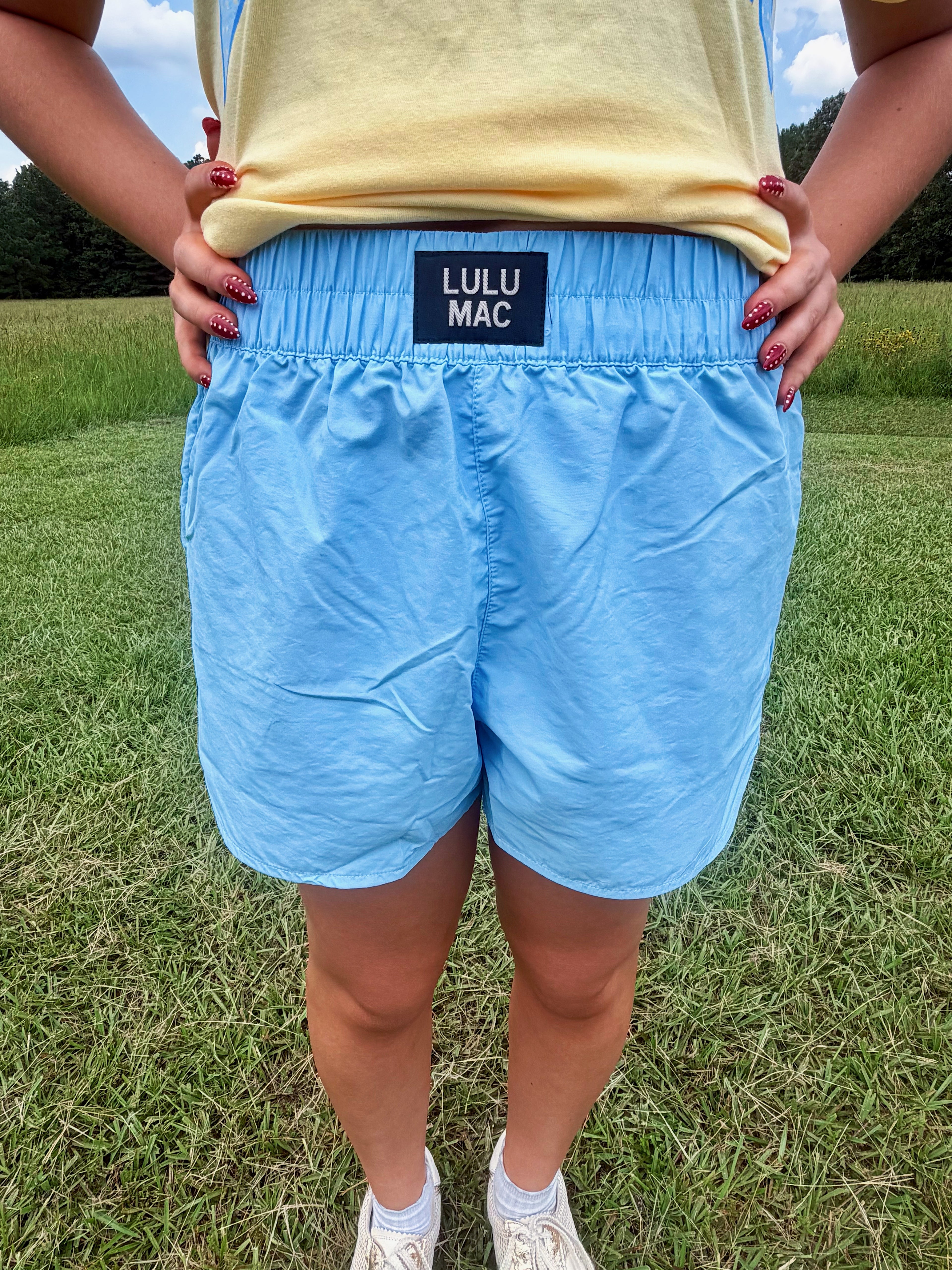 LULU MAC Shorts Light Blue