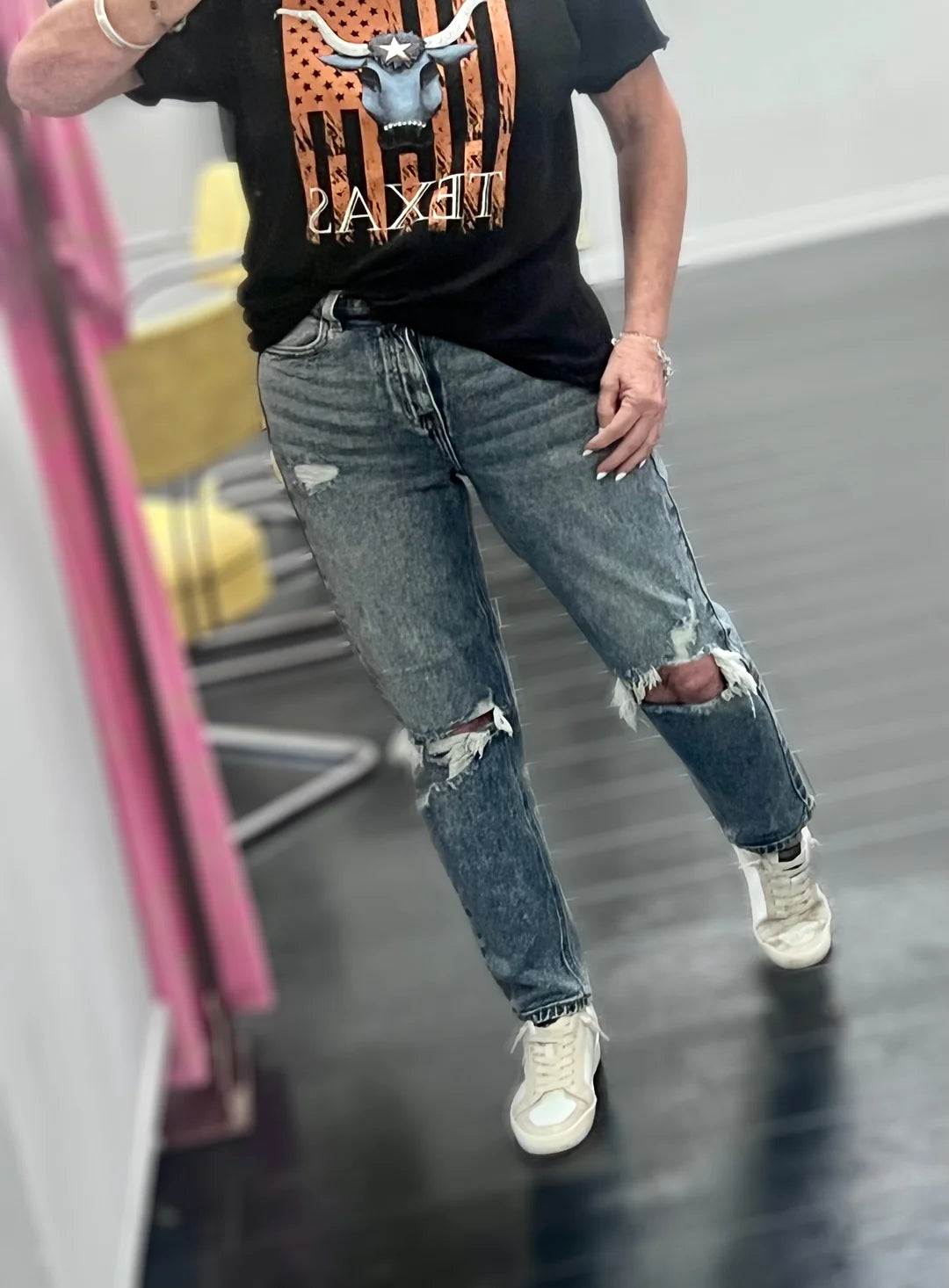 Lacy Mom Fit Acid Wash