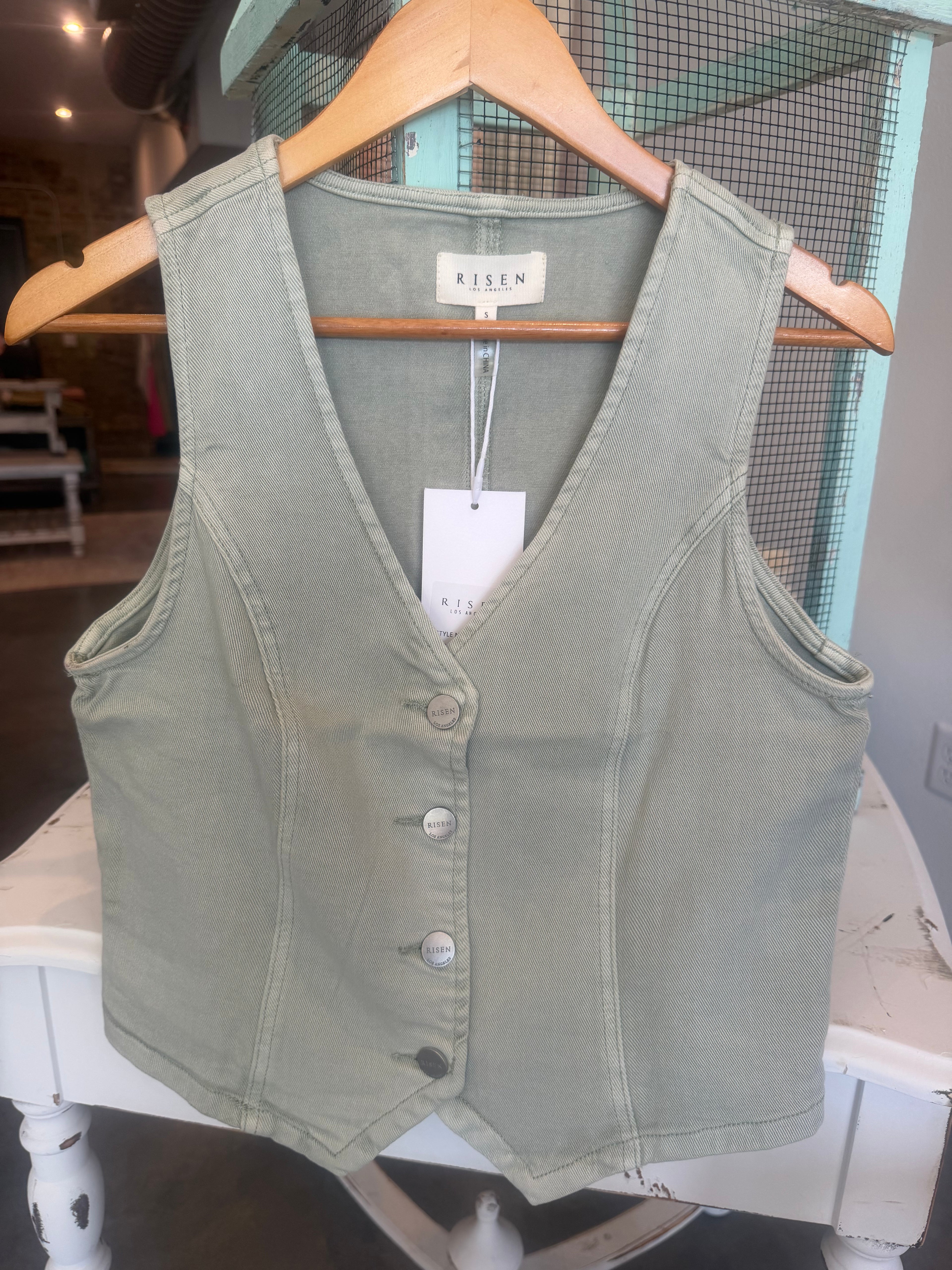 V-Neck Button Down Vest Pistachio
